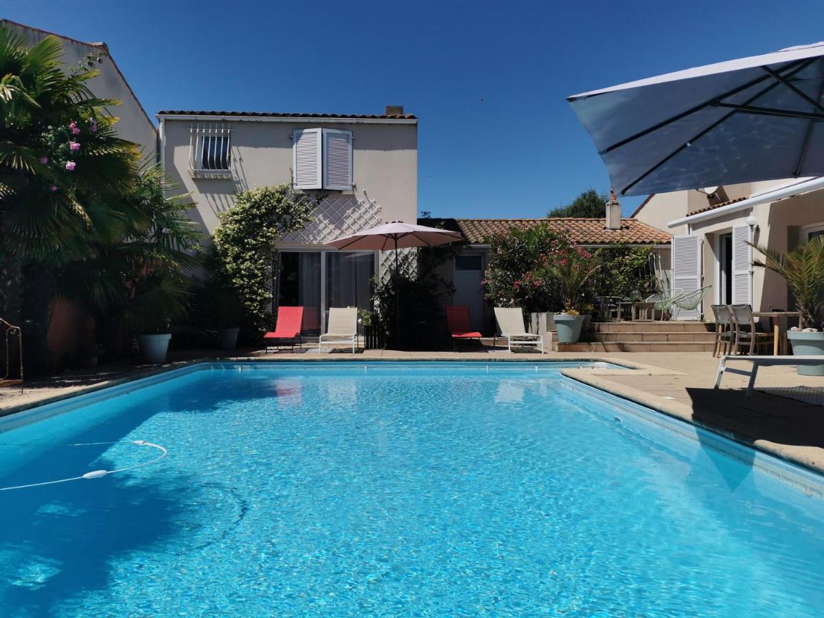Gites, Chambres D'Hotes La Maison D'Amis Puilboreau Exterior foto